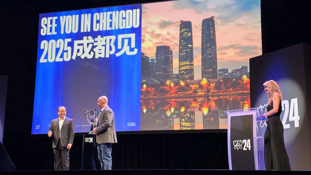 LCK人机对战创最短BO5纪录！Viper 19杀0死碾压全场，人机协同电竞引爆2亿阅读话题